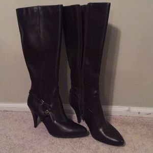Tall fashion boots